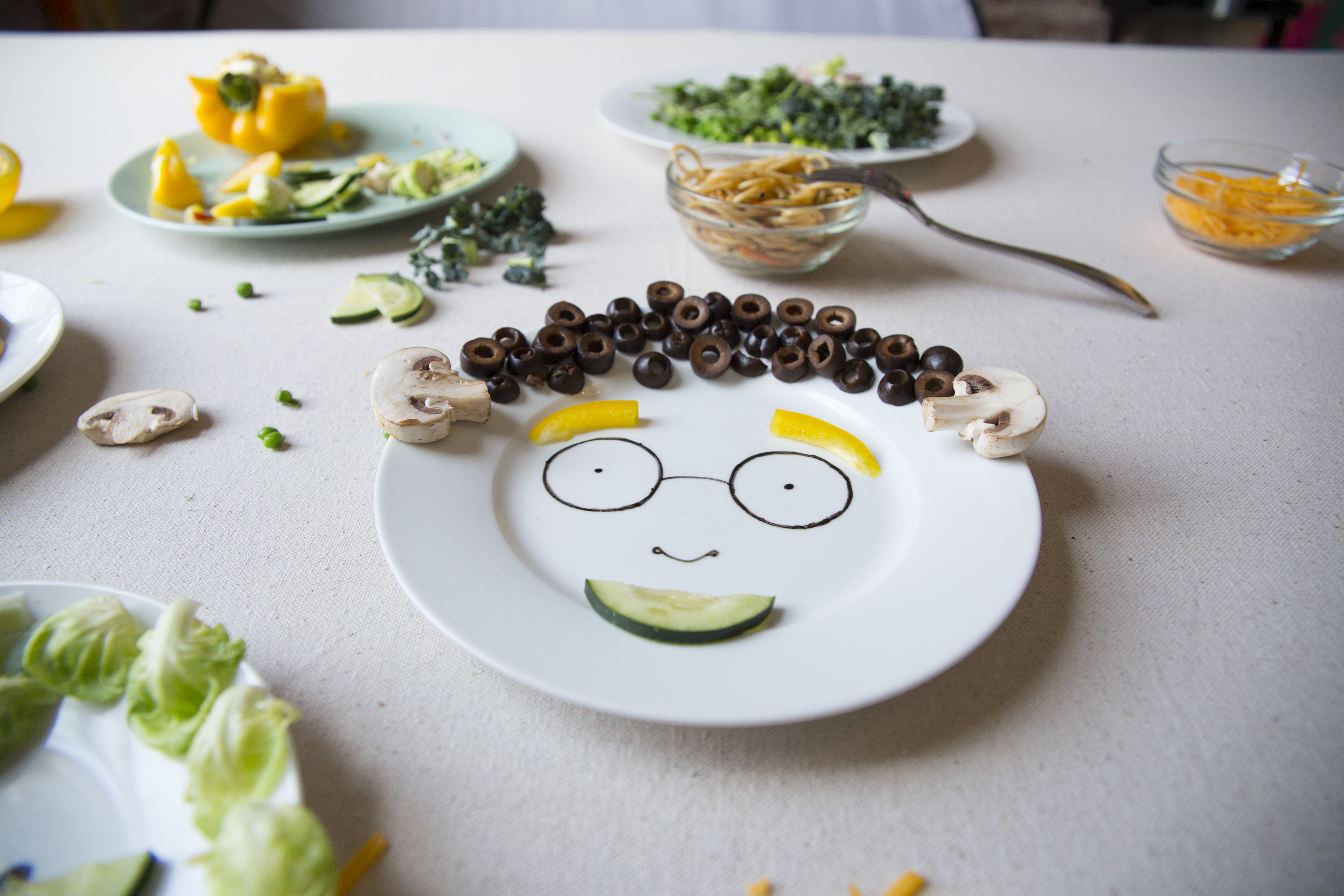 DIY: How to make Father's Day Face Plates