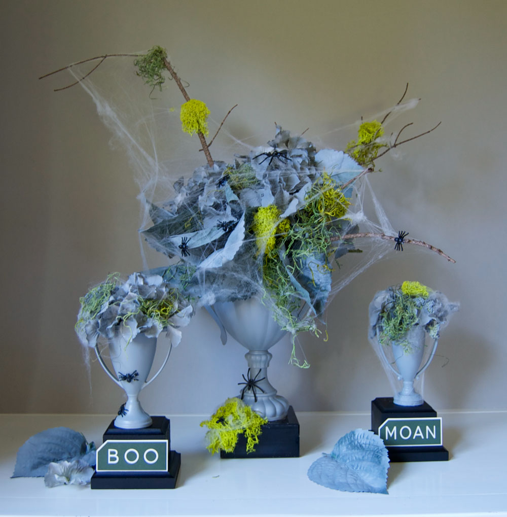 Spooky Halloween DIY Arrangement