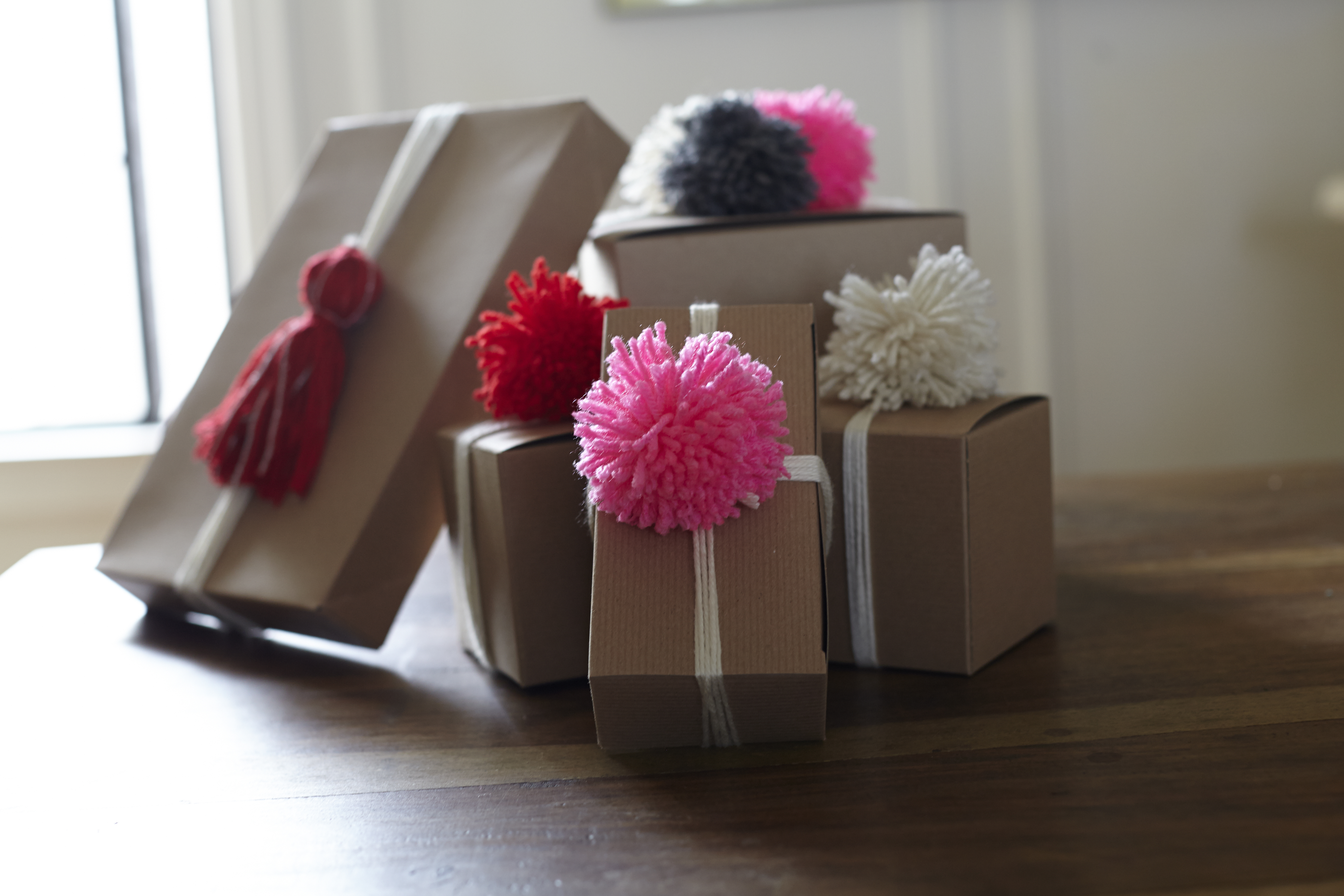 Yarn Gift Wrapping